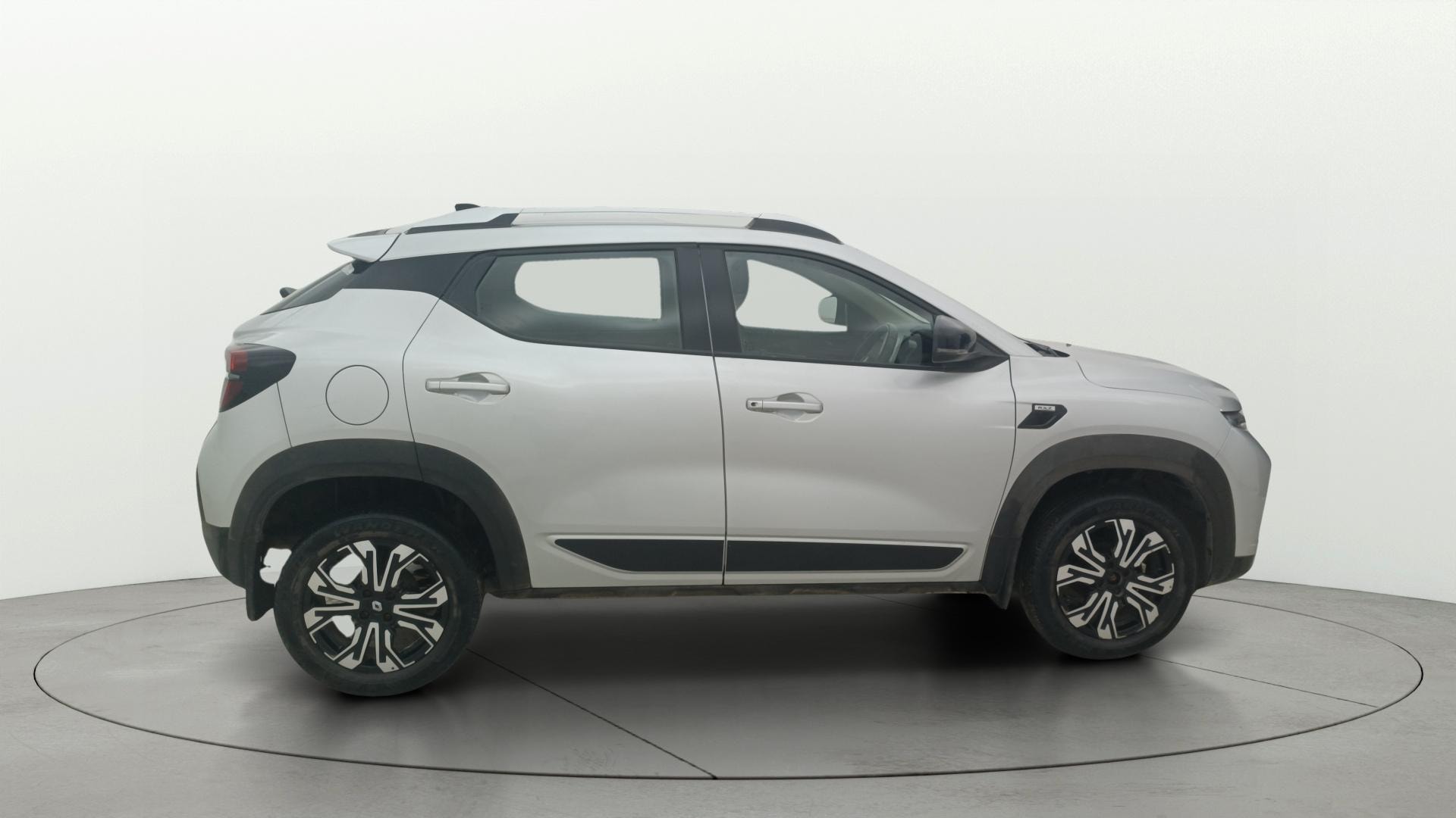 View 2022 Renault Kiger RXT Turbo CVT Image 28 Used 2022 Renault Kiger RXT Turbo CVT Image 28