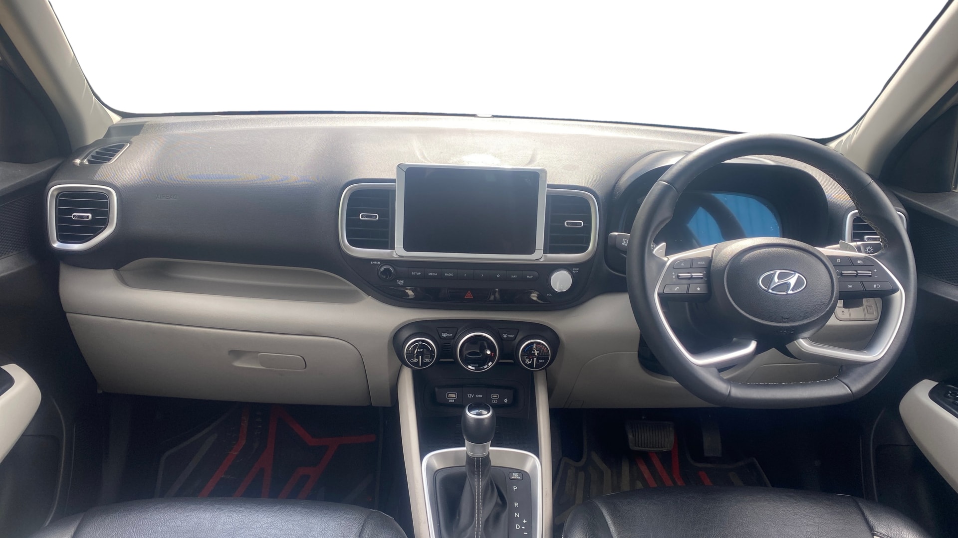View 2023 Hyundai Venue SX (O) 1.0 Turbo Petrol DCT Image 15 Used 2023 Hyundai Venue SX (O) 1.0 Turbo Petrol DCT Image 15