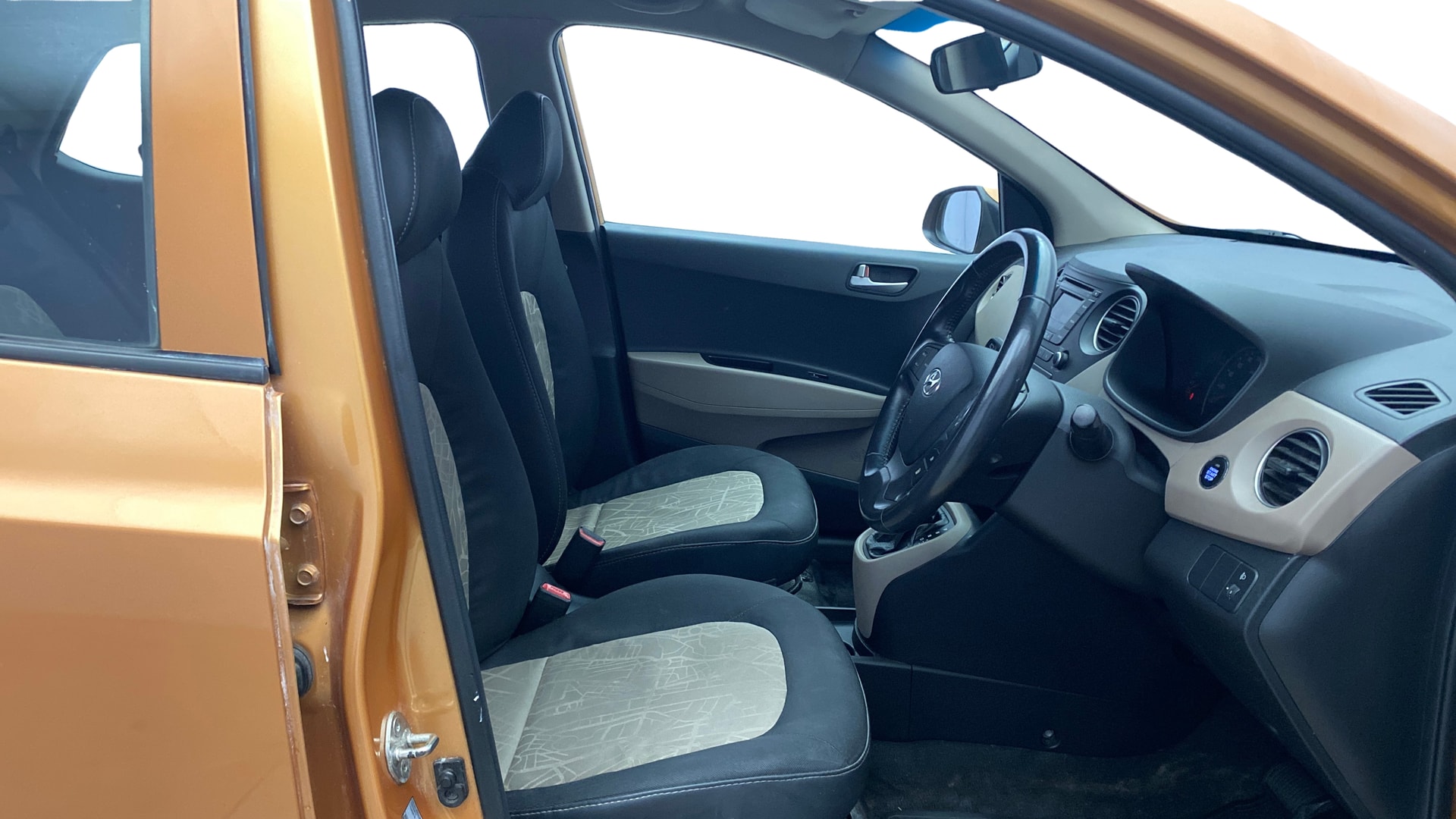 View 2014 Hyundai Grand i10 Asta AT 1.2 Kappa VTVT Image 25 Used 2014 Hyundai Grand i10 Asta AT 1.2 Kappa VTVT Image 25