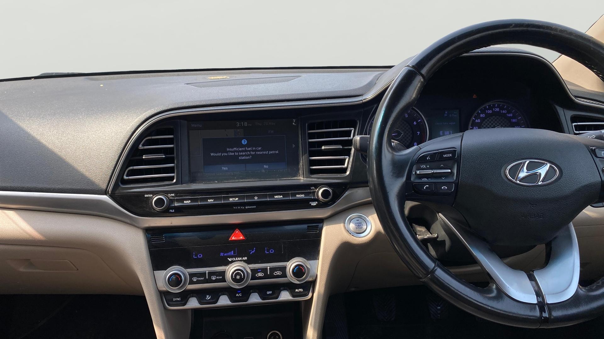 View 2022 Hyundai Elantra 1.6 CRDi S Image 18 Used 2022 Hyundai Elantra 1.6 CRDi S Image 18