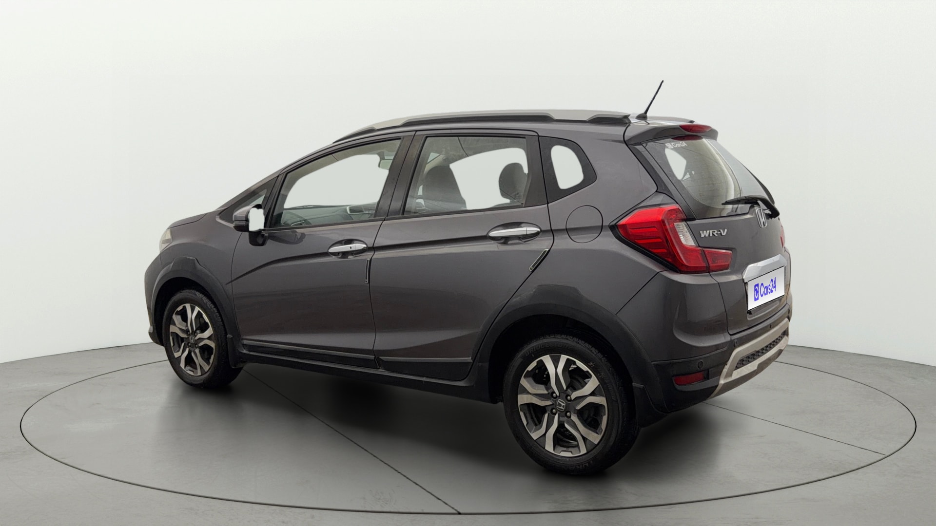 View 2019 Honda WR-V S MT Diesel Edge Edition Image 2 Used 2019 Honda WR-V S MT Diesel Edge Edition Image 2