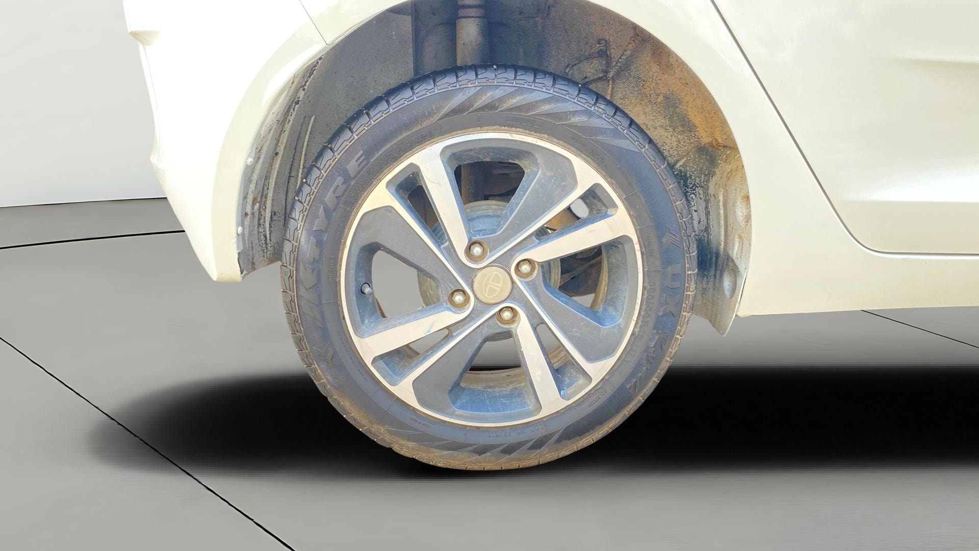 View 2022 Tata Altroz XZ Petrol Image 25 Used 2022 Tata Altroz XZ Petrol Image 25