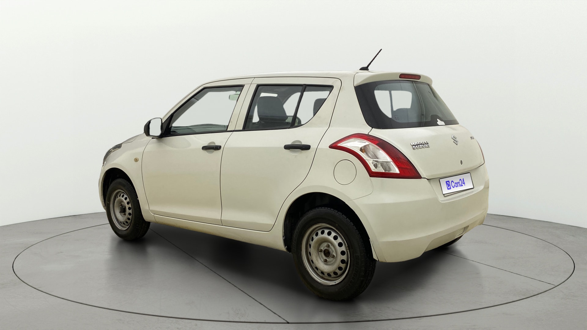 View 2017 Maruti Suzuki 1000 Base Variant Image 2 Used 2017 Maruti Suzuki 1000 Base Variant Image 2