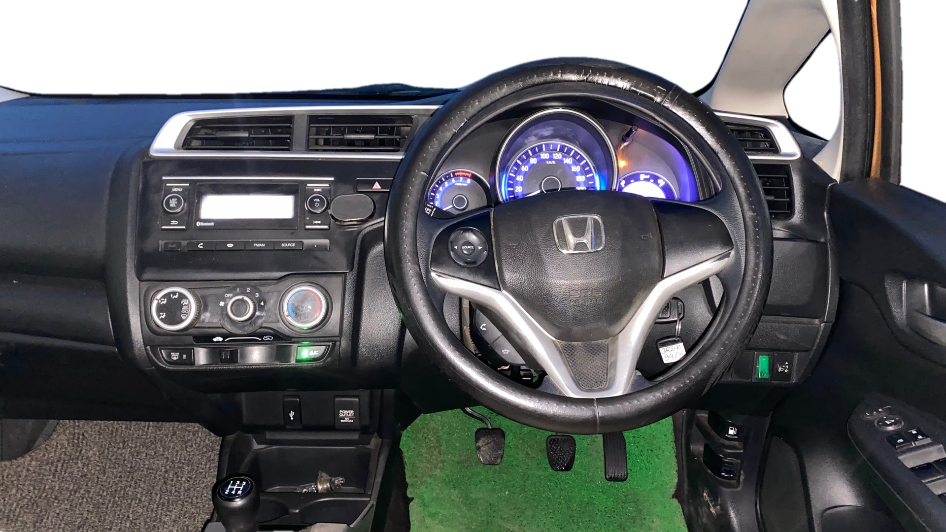 View 2017 Honda WR-V S MT Diesel Edge Edition Image 20 Used 2017 Honda WR-V S MT Diesel Edge Edition Image 20