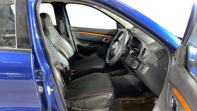 View Renault Kwid Image 26 Used Renault Kwid Image 26