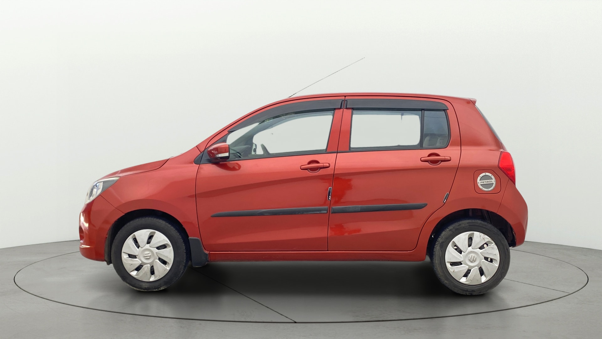 View 2016 Maruti Suzuki 1000 Base Variant Image 5 Used 2016 Maruti Suzuki 1000 Base Variant Image 5