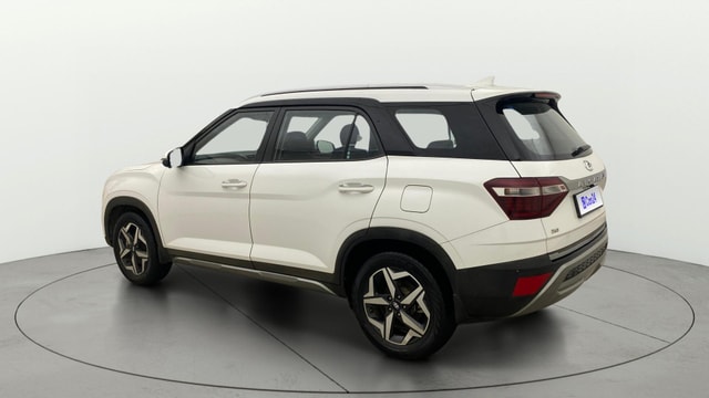 View Hyundai Alcazar Image 2 Used Hyundai Alcazar Image 2
