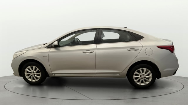 View Hyundai Verna Image 5 Used Hyundai Verna Image 5