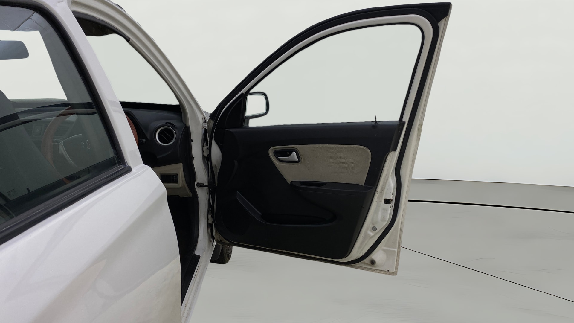 Used 2023 Maruti Suzuki 1000 Used 2023 Maruti Suzuki 1000