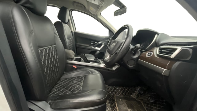 View Tata Harrier Image 18 Used Tata Harrier Image 18