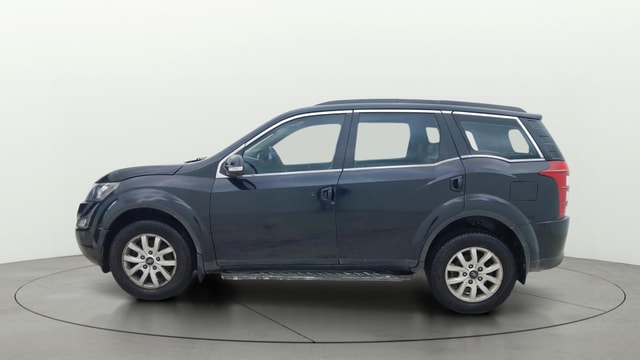 View Mahindra XUV500 Image 28 Used Mahindra XUV500 Image 28