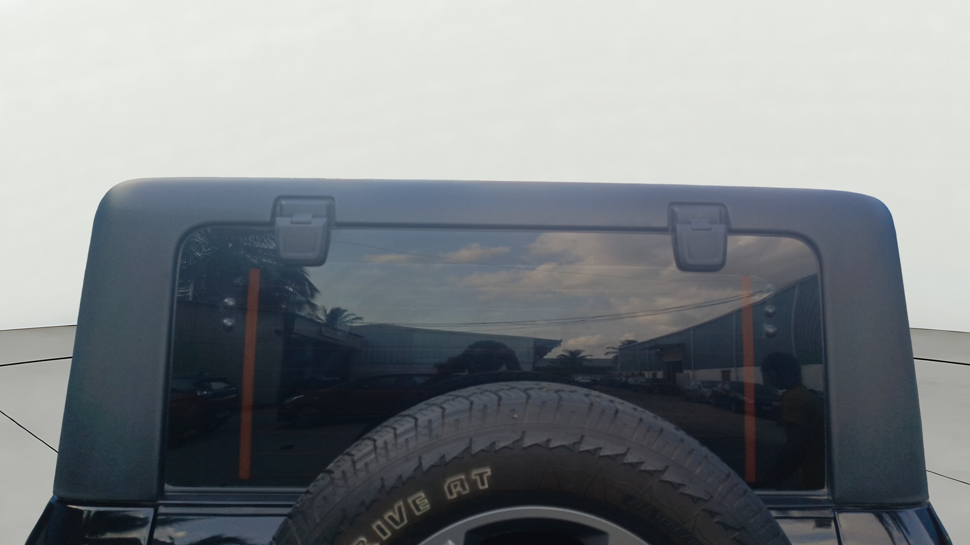 View 2024 Mahindra Thar AX Standard Manual Soft Top 6 Seater Image 5 Used 2024 Mahindra Thar AX Standard Manual Soft Top 6 Seater Image 5