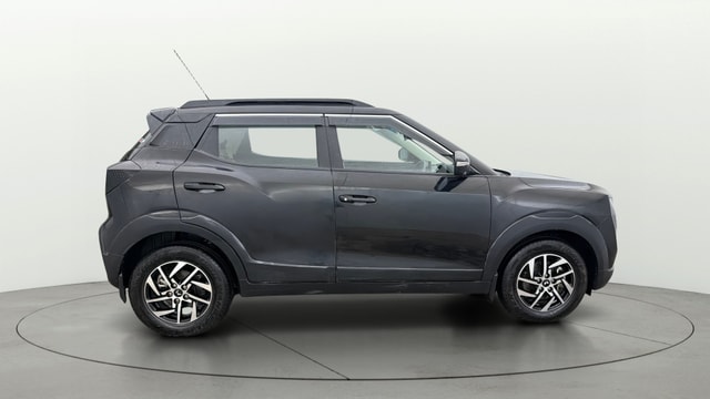 View Mahindra XUV 3XO Image 8 Used Mahindra XUV 3XO Image 8