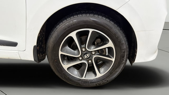 View Hyundai Grand i10 Image 43 Used Hyundai Grand i10 Image 43