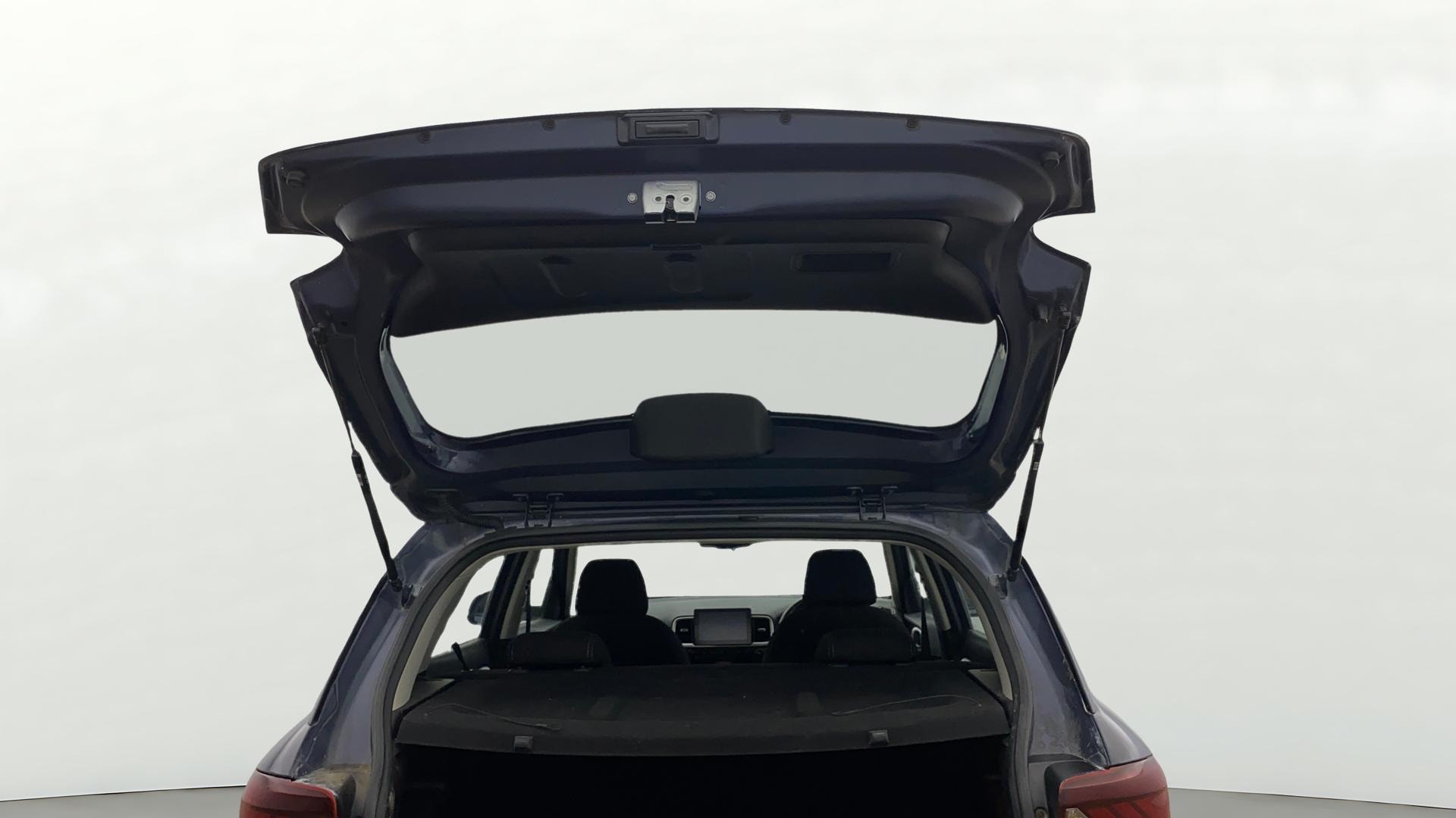 View 2020 Hyundai Venue SX Plus 1.0 Petrol AT Image 17 Used 2020 Hyundai Venue SX Plus 1.0 Petrol AT Image 17