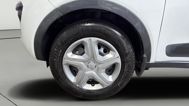 View Tata Nexon Image 28 Used Tata Nexon Image 28