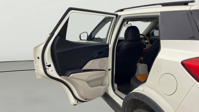 View Mahindra XUV300 Image 22 Used Mahindra XUV300 Image 22