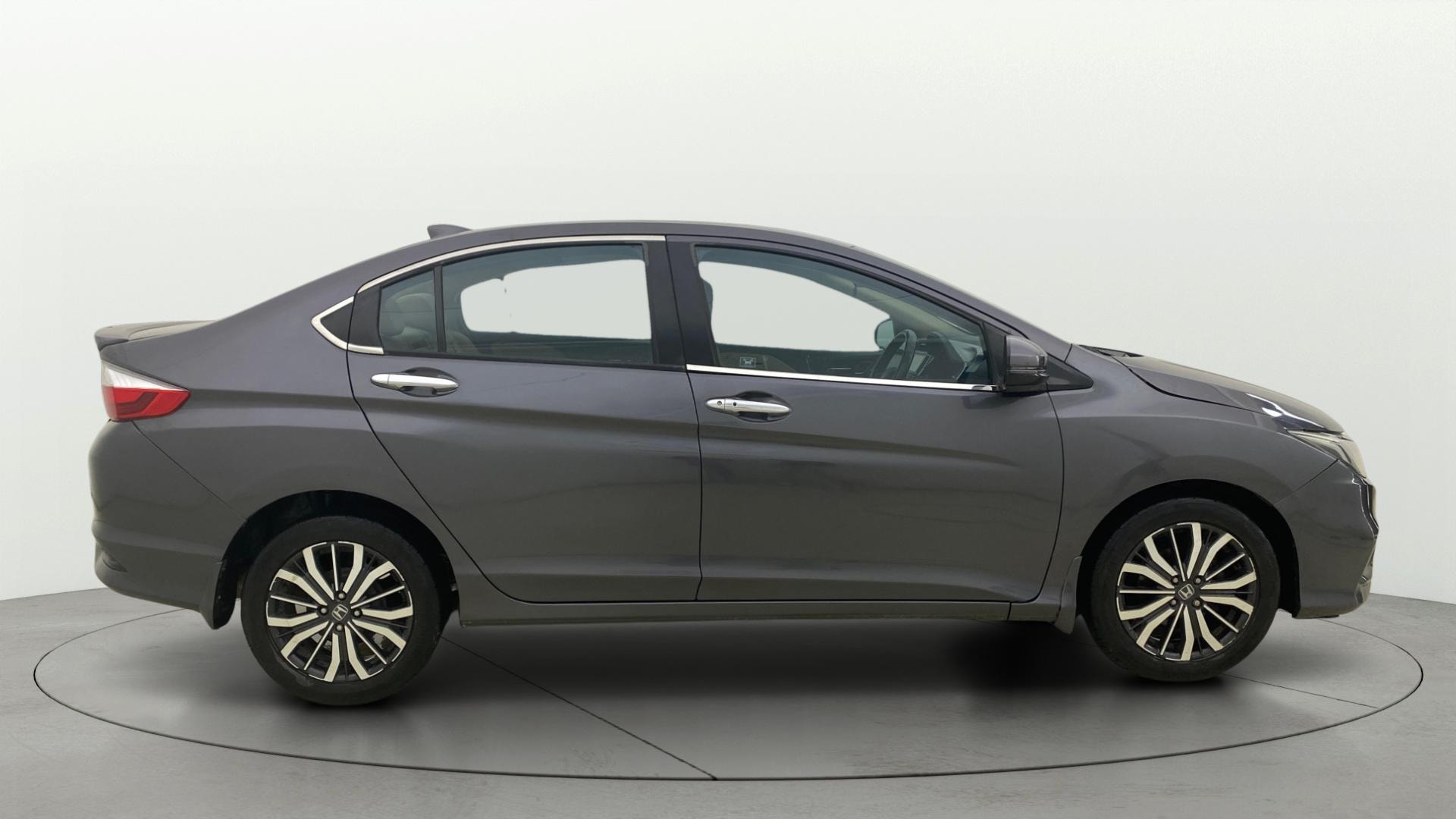 View 2017 Honda City ZX CVT Image 27 Used 2017 Honda City ZX CVT Image 27