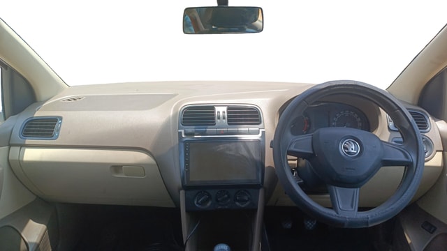 View Skoda Rapid Image 29 Used Skoda Rapid Image 29