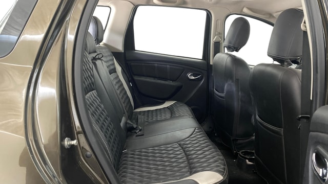 View Renault Duster Image 29 Used Renault Duster Image 29