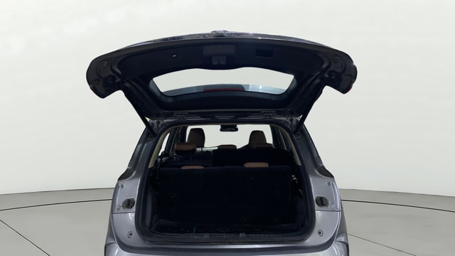 View MG Hector Plus Image 30 Used MG Hector Plus Image 30