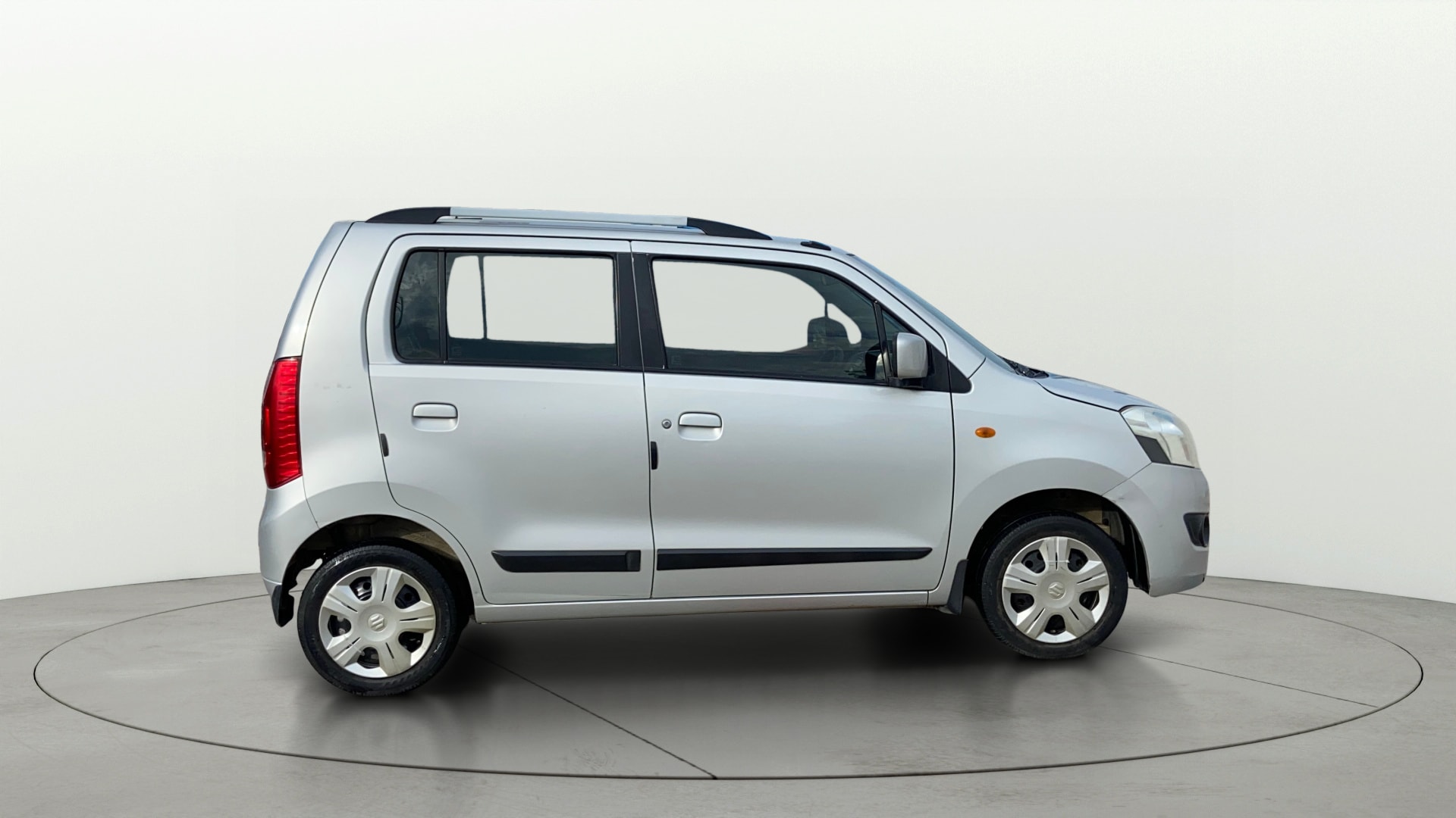 View 2015 Maruti Suzuki 1000 Base Variant Image 8 Used 2015 Maruti Suzuki 1000 Base Variant Image 8