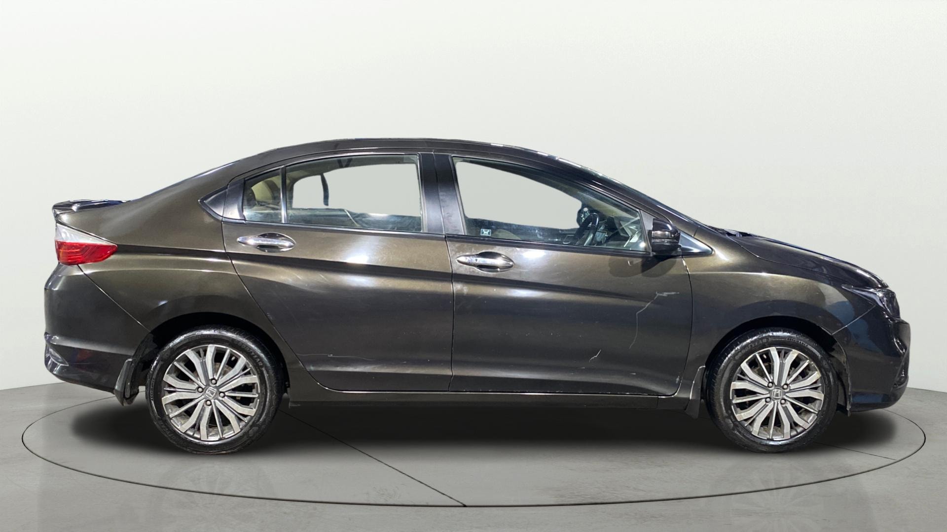 View 2019 Honda City ZX CVT Image 9 Used 2019 Honda City ZX CVT Image 9