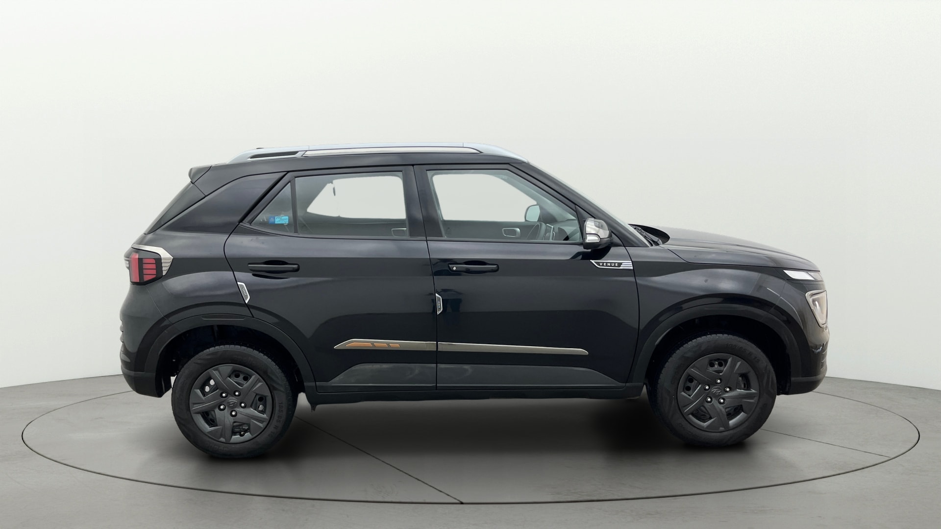 Used 2024 Hyundai Venue Used 2024 Hyundai Venue