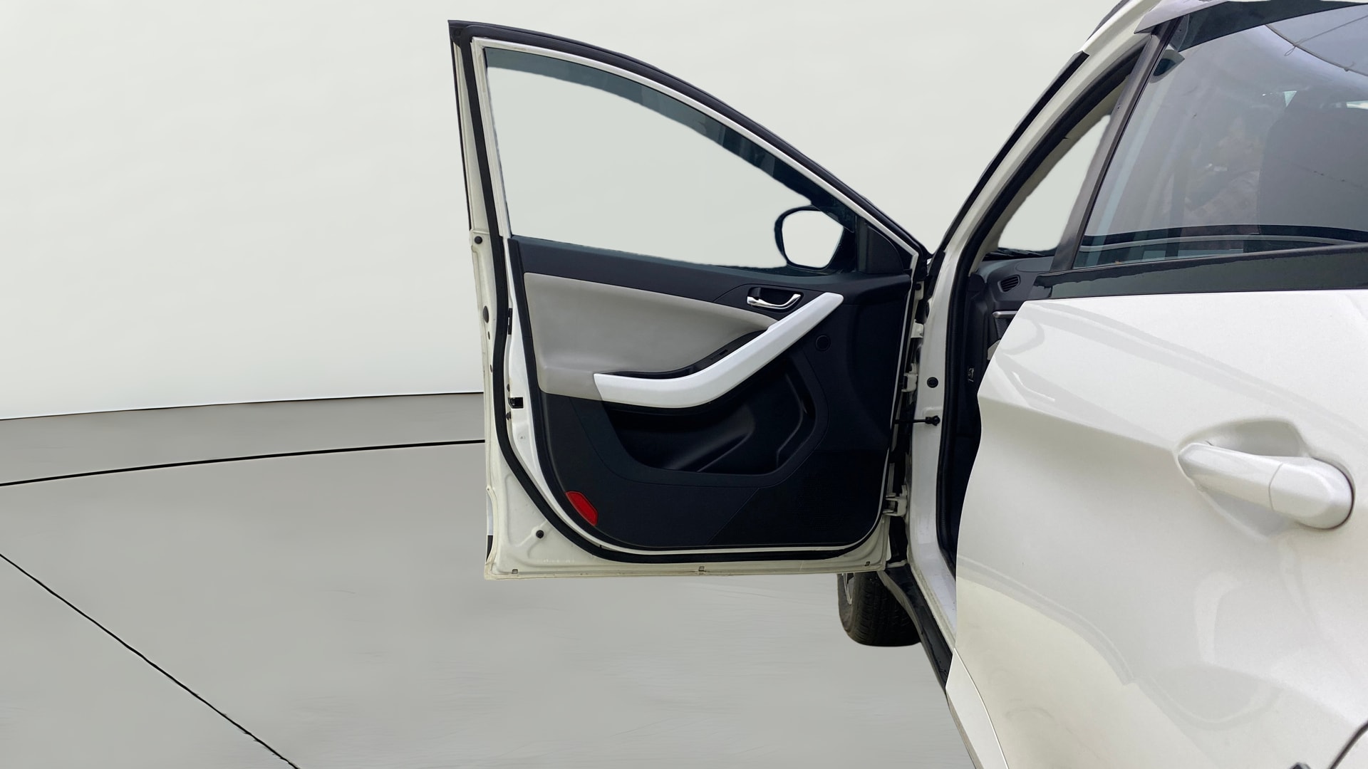 View 2024 Tata Nexon Revotron XE Image 31 Used 2024 Tata Nexon Revotron XE Image 31