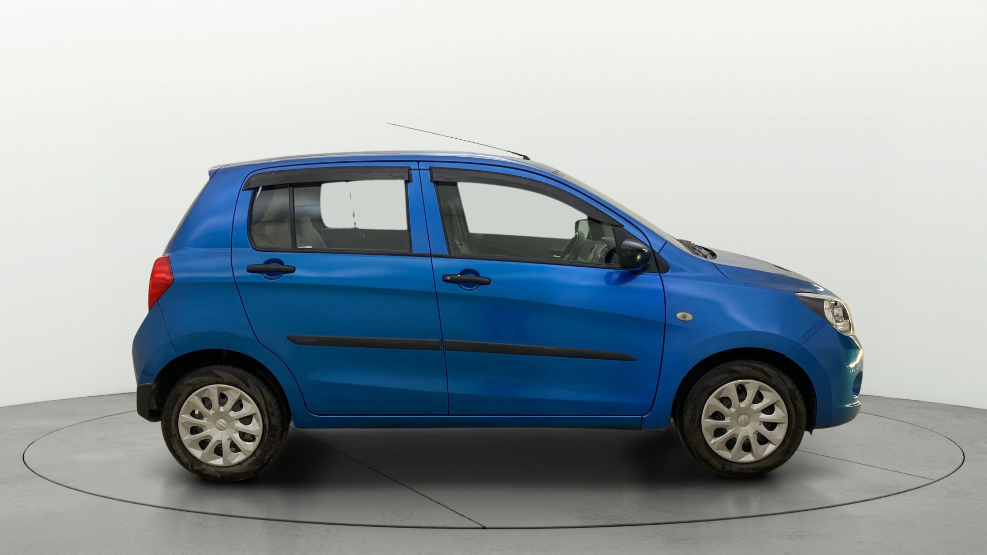 View 2016 Maruti Suzuki 1000 Base Variant Image 8 Used 2016 Maruti Suzuki 1000 Base Variant Image 8