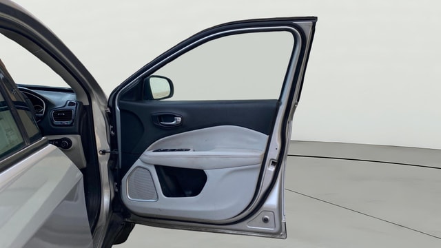View Jeep Compass Image 46 Used Jeep Compass Image 46
