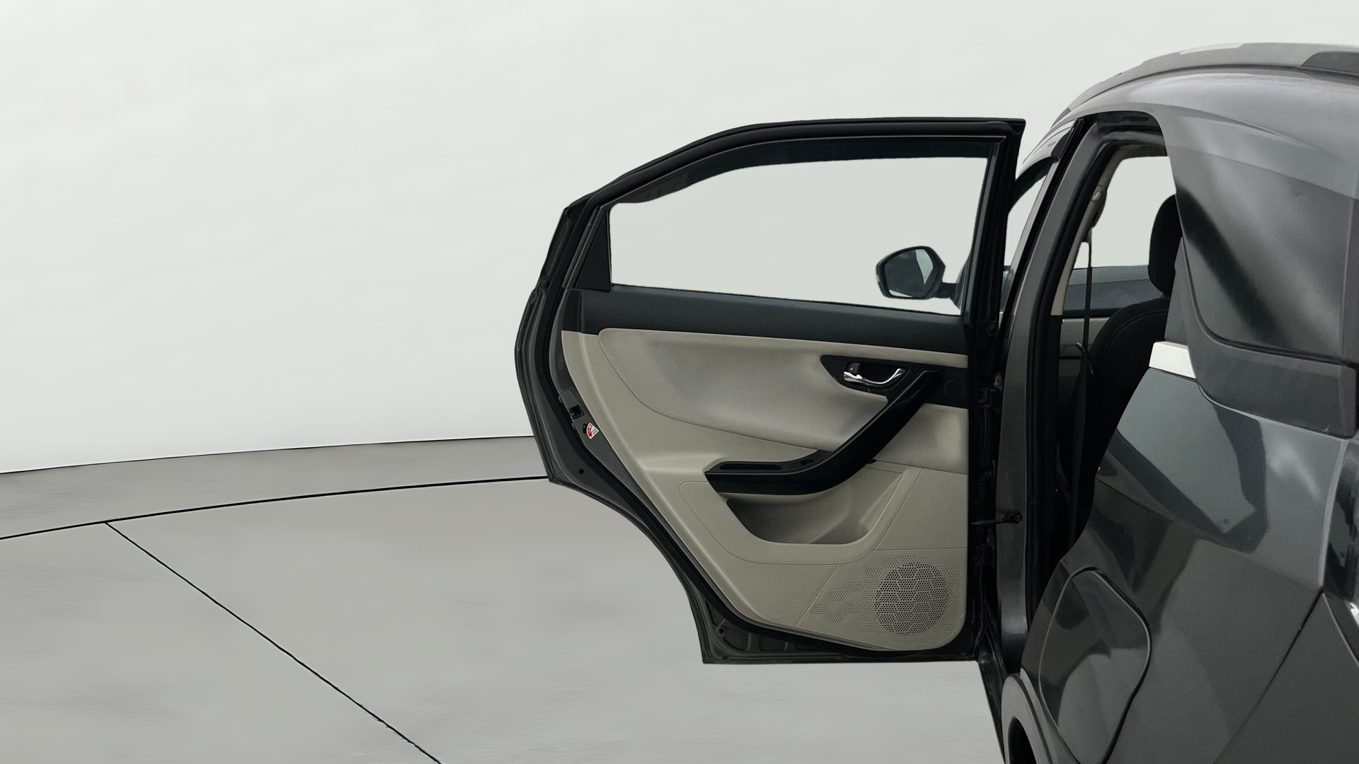 View 2021 Tata Nexon Revotron XZ Image 22 Used 2021 Tata Nexon Revotron XZ Image 22