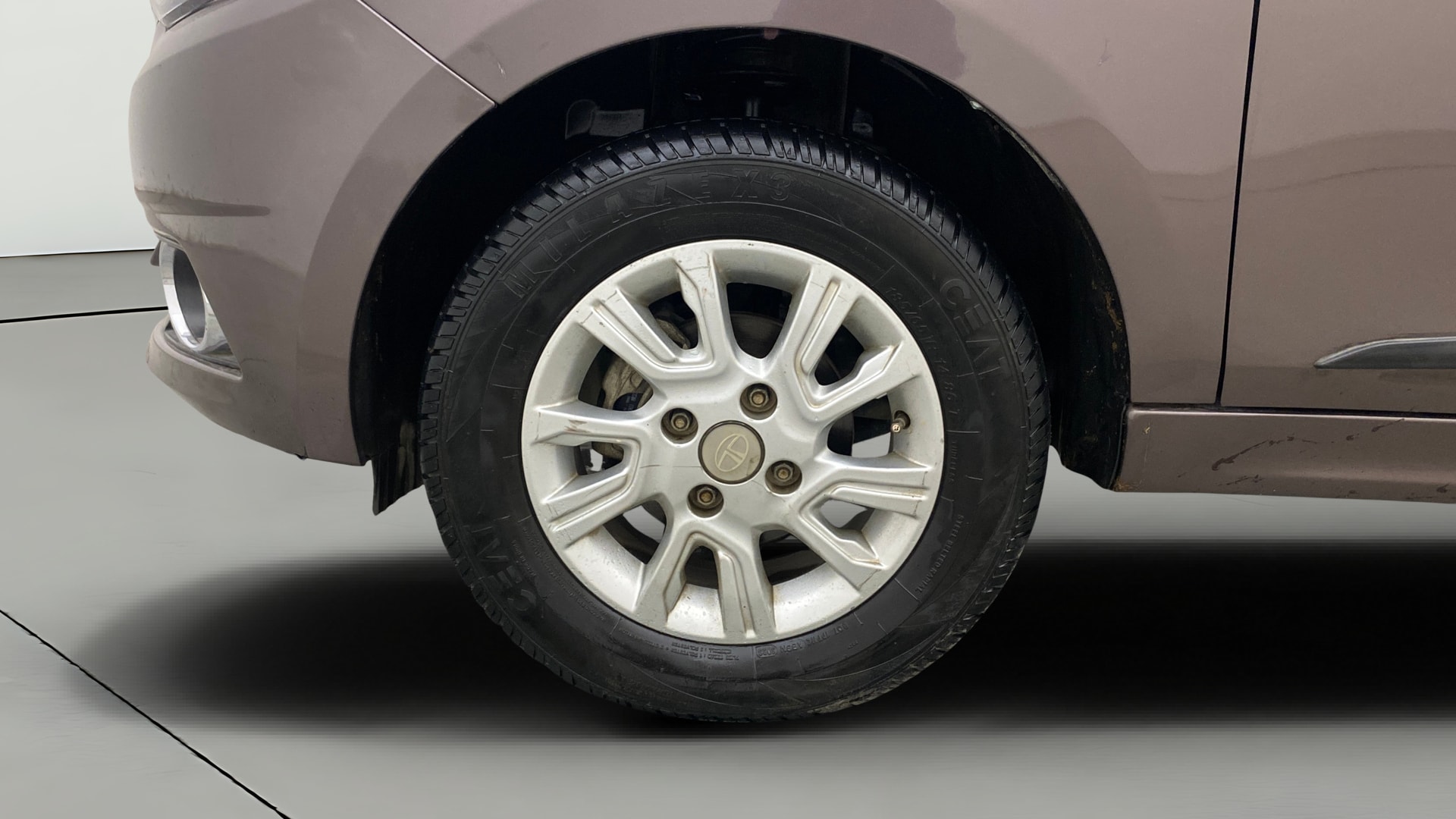 View 2018 Tata Tiago Revotorq XB Image 27 Used 2018 Tata Tiago Revotorq XB Image 27
