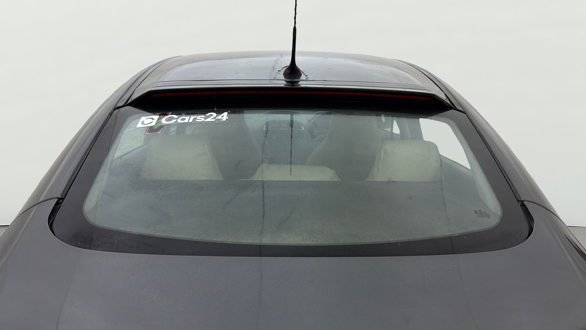View 2022 Tata Tigor XE Diesel Image 4 Used 2022 Tata Tigor XE Diesel Image 4