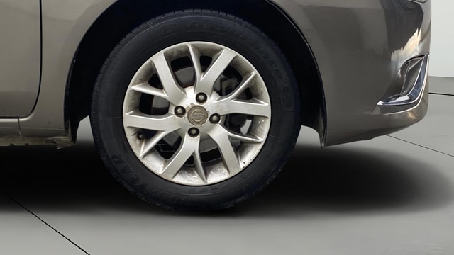 View Nissan Sunny Image 41 Used Nissan Sunny Image 41