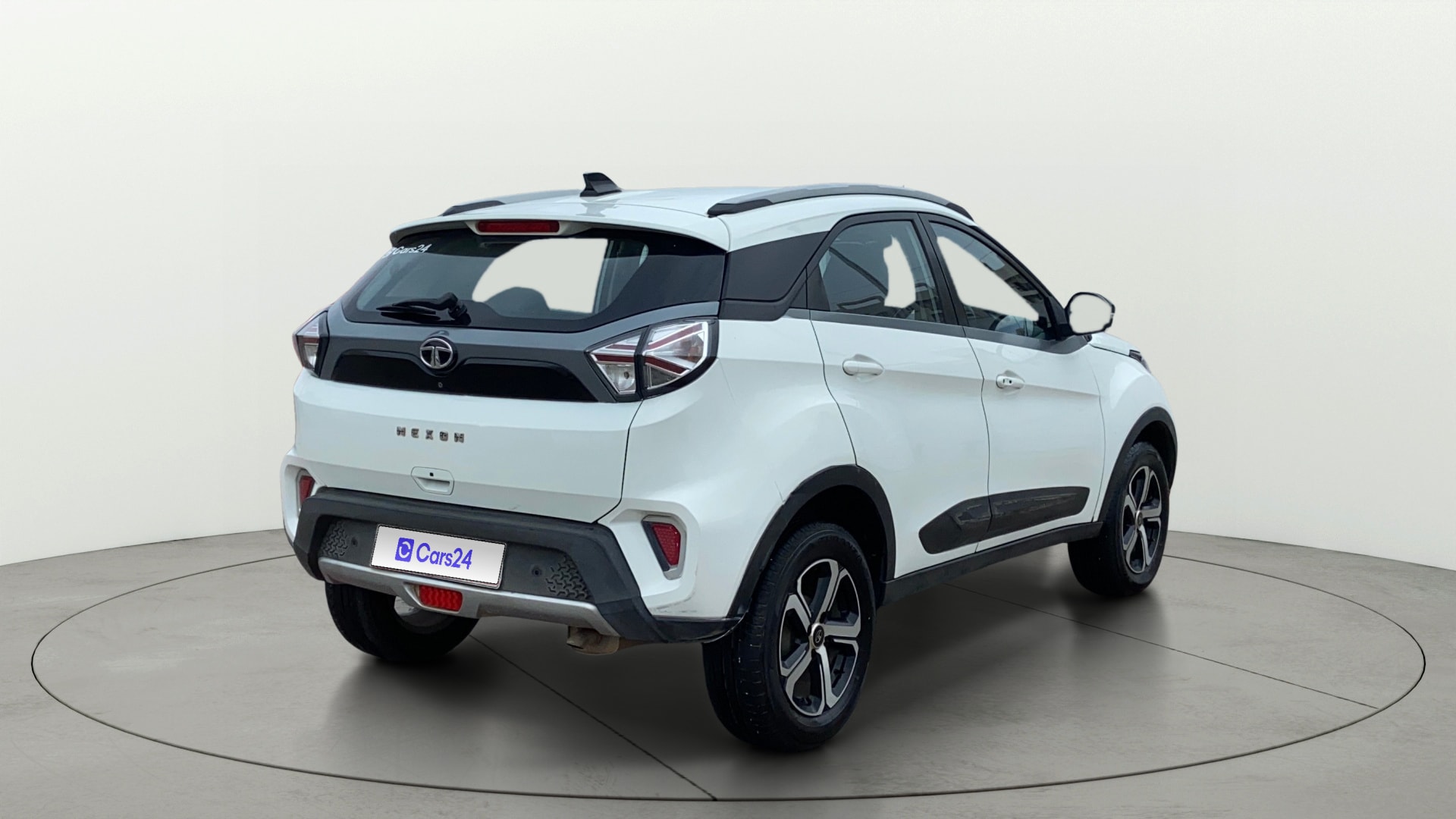 View 2022 Tata Nexon Revotron XE Image 46 Used 2022 Tata Nexon Revotron XE Image 46