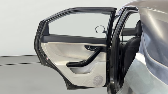 View Tata Nexon Image 14 Used Tata Nexon Image 14