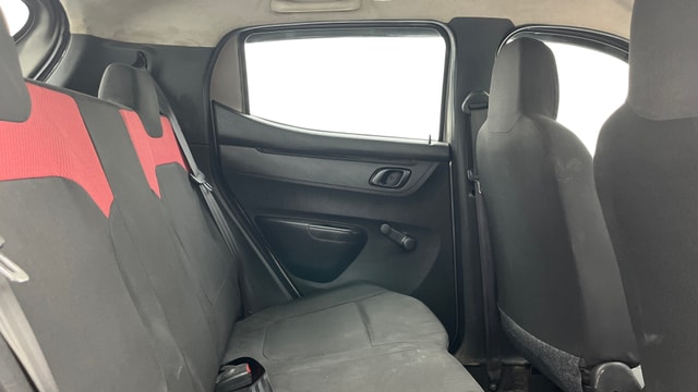 View Renault Kwid Image 28 Used Renault Kwid Image 28