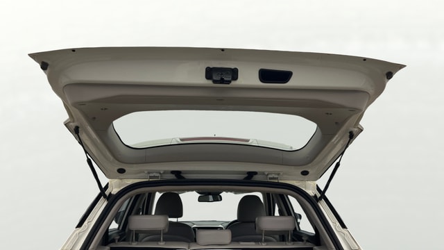 View Mahindra XUV300 Image 32 Used Mahindra XUV300 Image 32