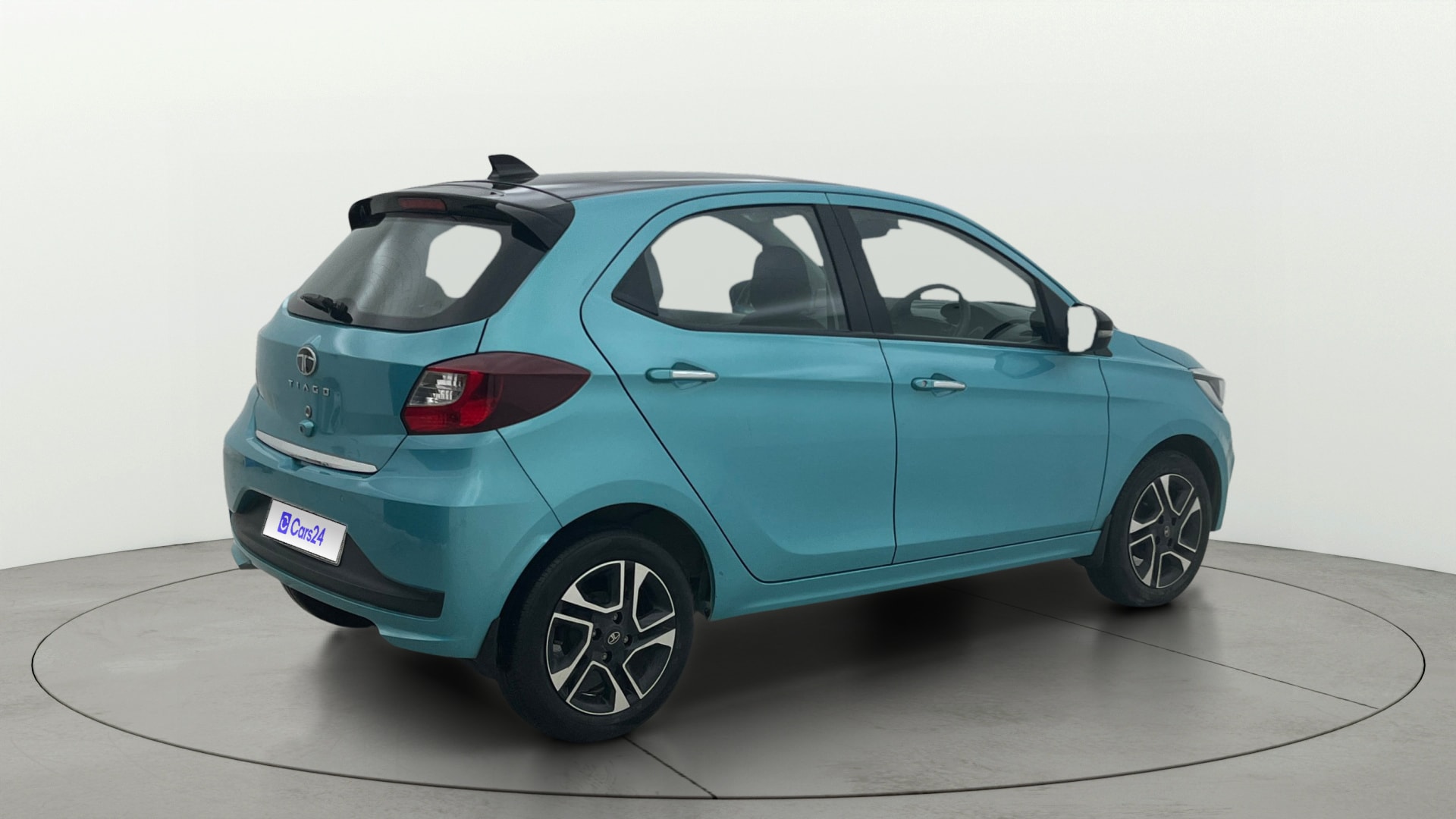 View 2025 Tata Tiago Revotorq XB Image 45 Used 2025 Tata Tiago Revotorq XB Image 45