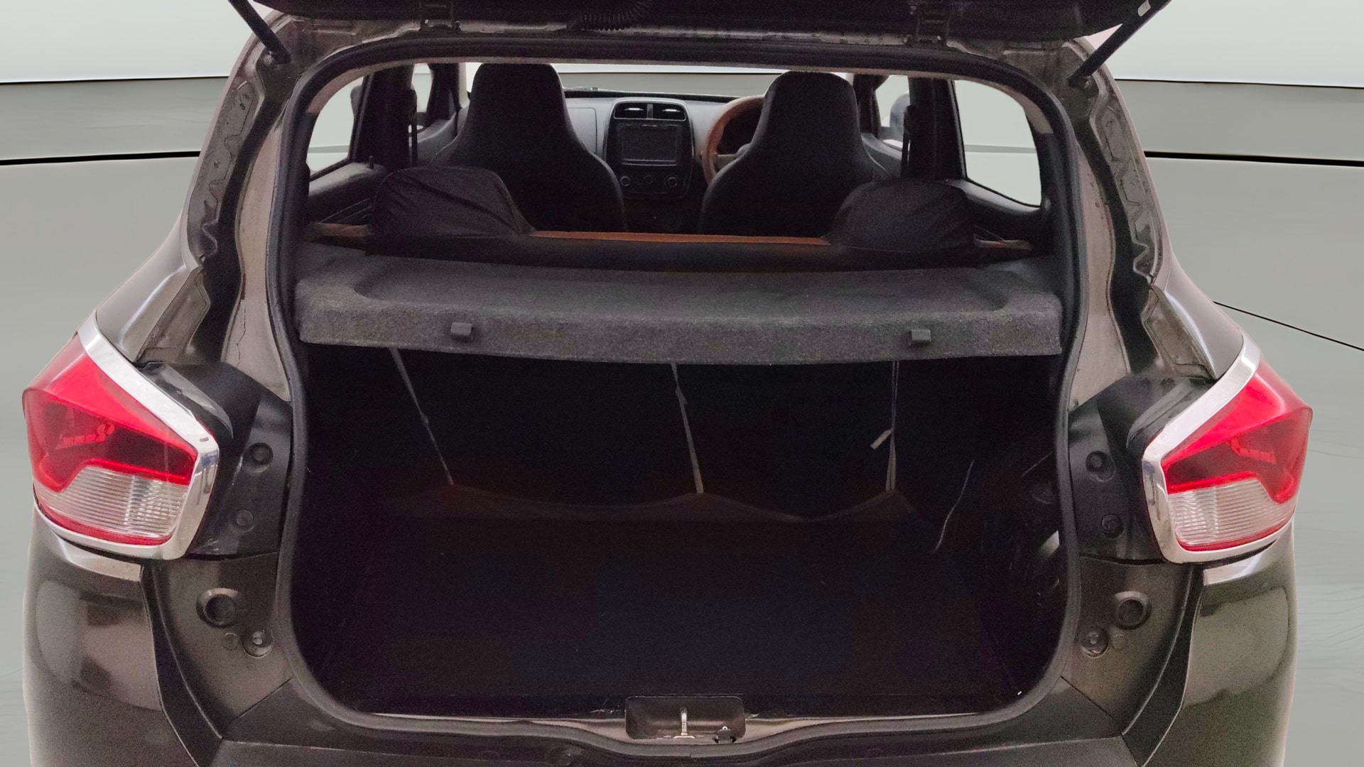 View 2016 Renault Kwid RXT 1.0 Image 36 Used 2016 Renault Kwid RXT 1.0 Image 36