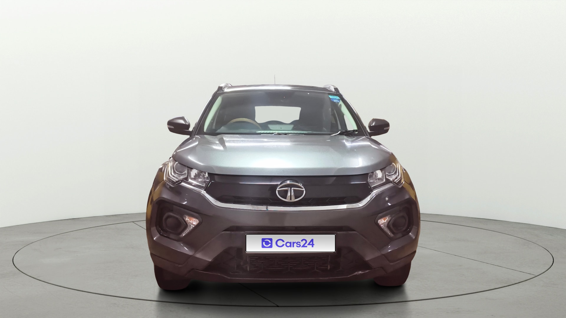 View 2023 Tata Nexon Revotron XE Image 1 Used 2023 Tata Nexon Revotron XE Image 1