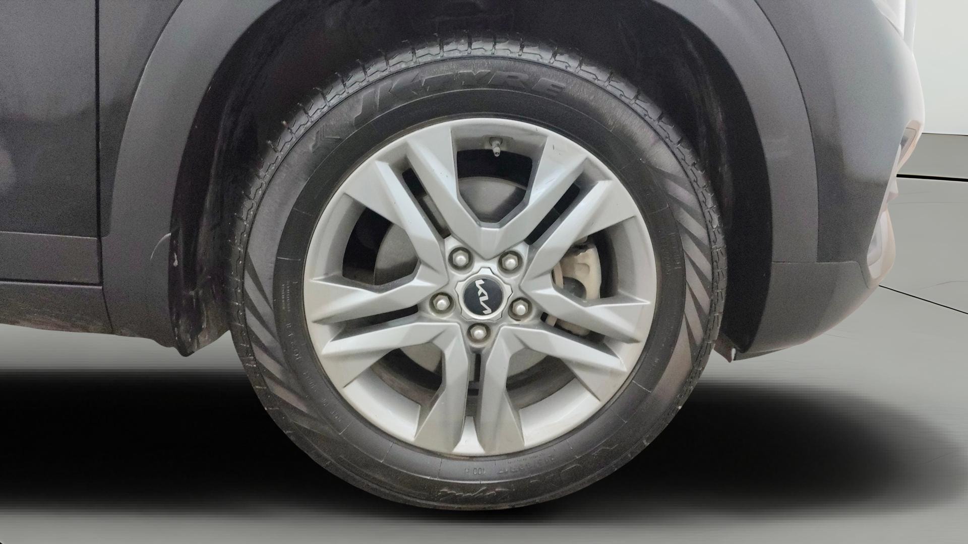 View 2023 Kia Seltos HTX Diesel Image 43 Used 2023 Kia Seltos HTX Diesel Image 43
