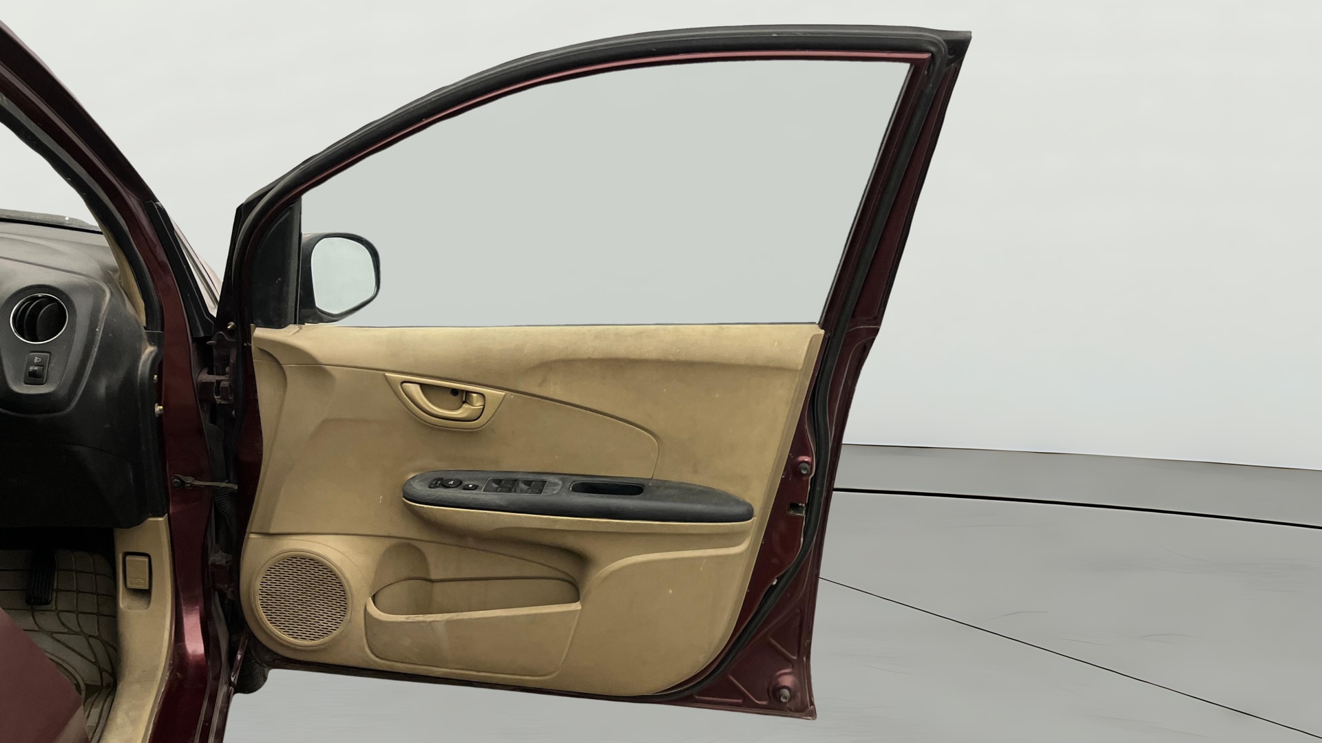 View 2014 Honda Amaze E MT Petrol BS IV Image 43 Used 2014 Honda Amaze E MT Petrol BS IV Image 43