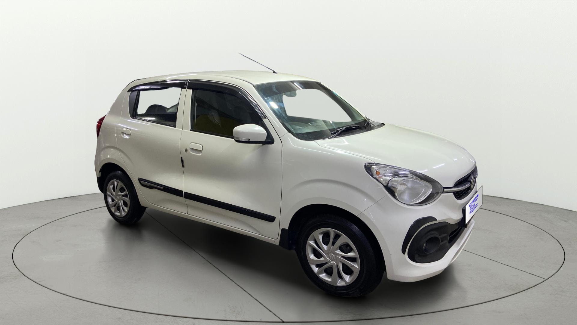 View 2024 Maruti Suzuki 1000 Base Variant Image 14 Used 2024 Maruti Suzuki 1000 Base Variant Image 14