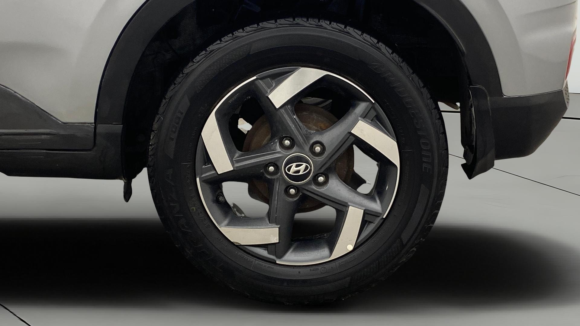 View 2019 Hyundai Venue SX Plus 1.0 Petrol AT Image 12 Used 2019 Hyundai Venue SX Plus 1.0 Petrol AT Image 12