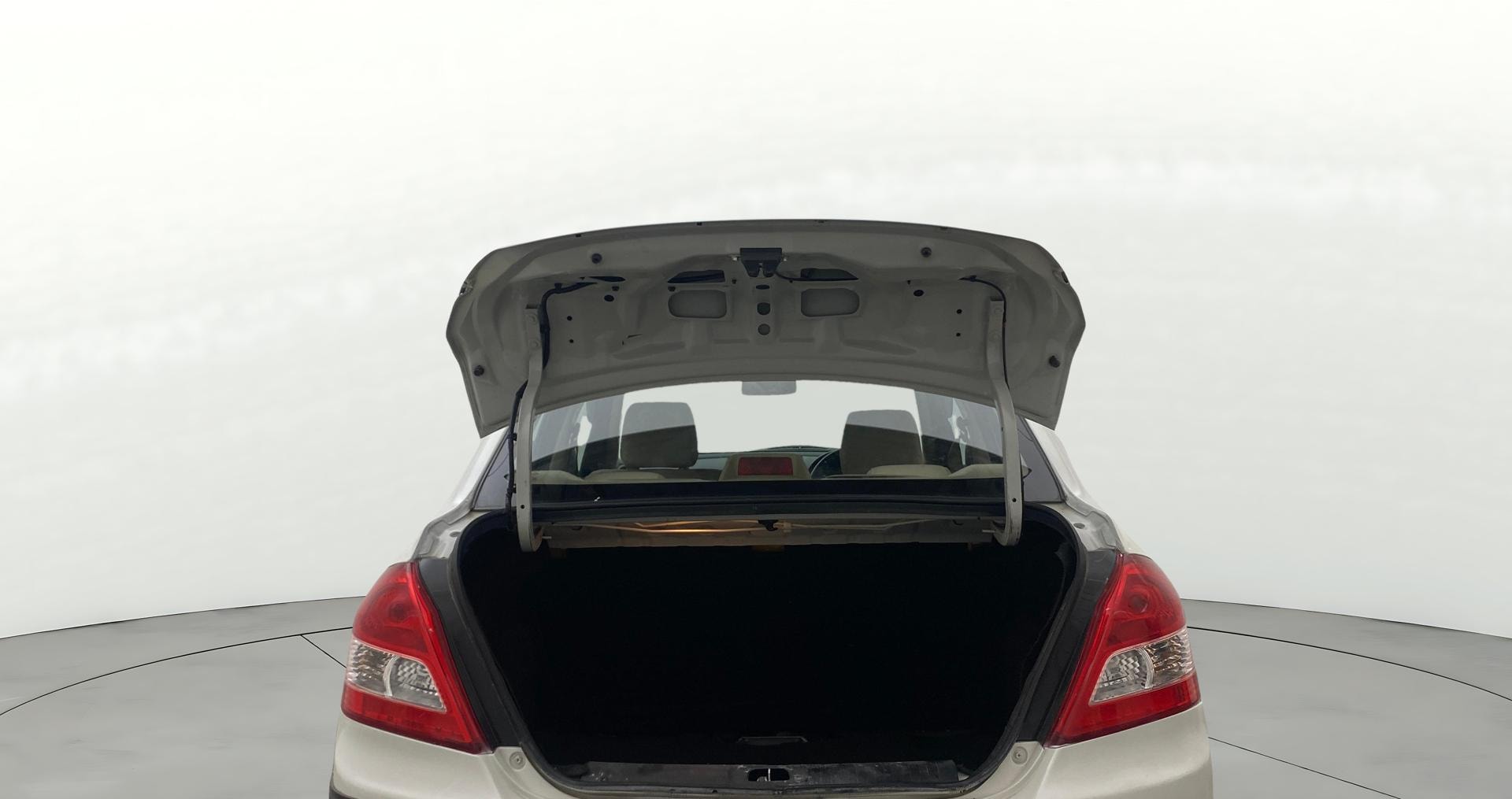 View 2020 Maruti Suzuki 1000 Base Variant Image 16 Used 2020 Maruti Suzuki 1000 Base Variant Image 16