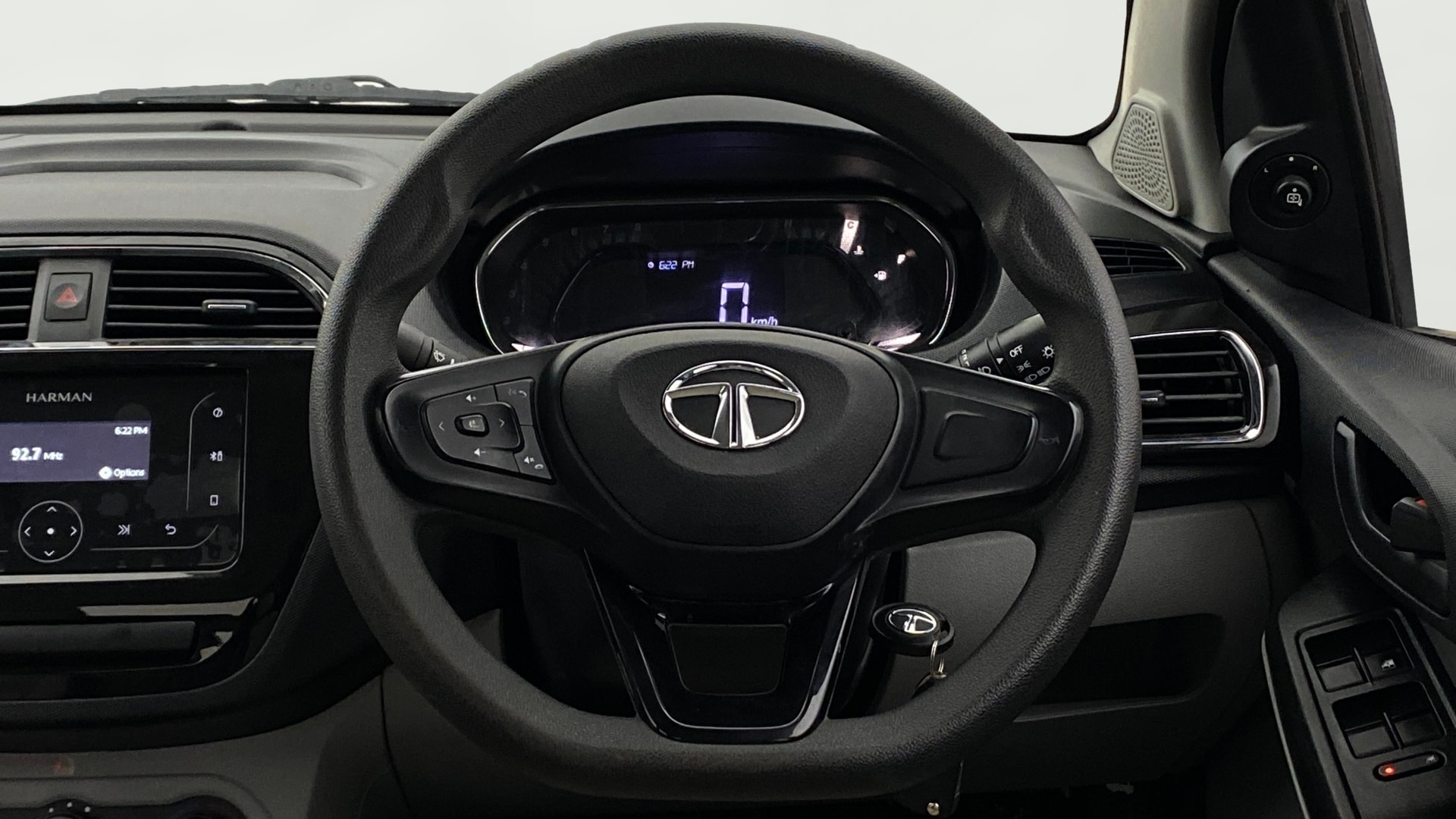 View 2021 Tata Tiago Revotorq XB Image 20 Used 2021 Tata Tiago Revotorq XB Image 20