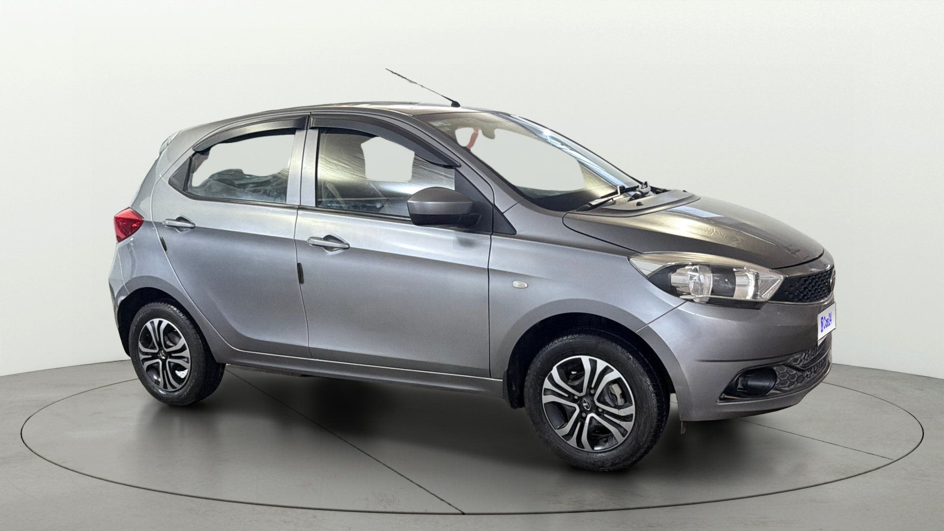 View 2019 Tata Tiago Revotorq XB Image 21 Used 2019 Tata Tiago Revotorq XB Image 21