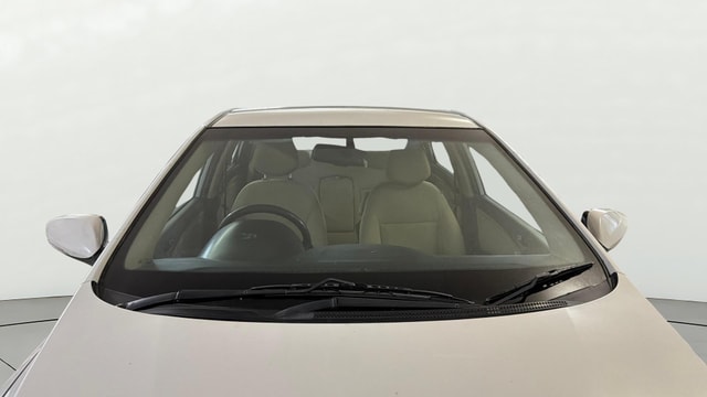 View Hyundai Verna Image 30 Used Hyundai Verna Image 30